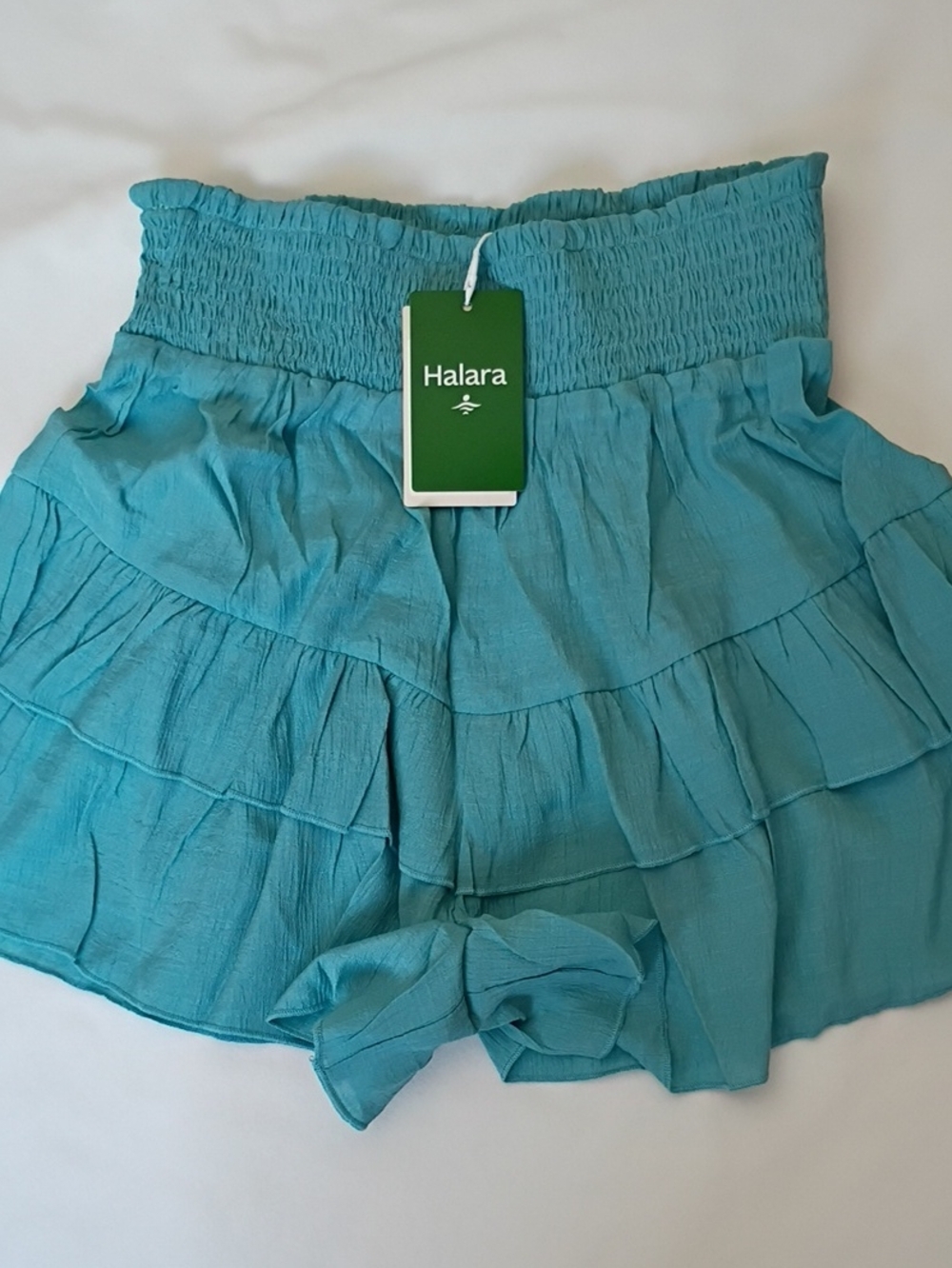 HALARA Small NWT Teal Tiered Ruffle Smocked Waist Shorts P016